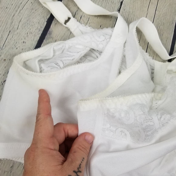 JUST MY SIZE | 0906 front close soft cup bra - Picture 6 of 7